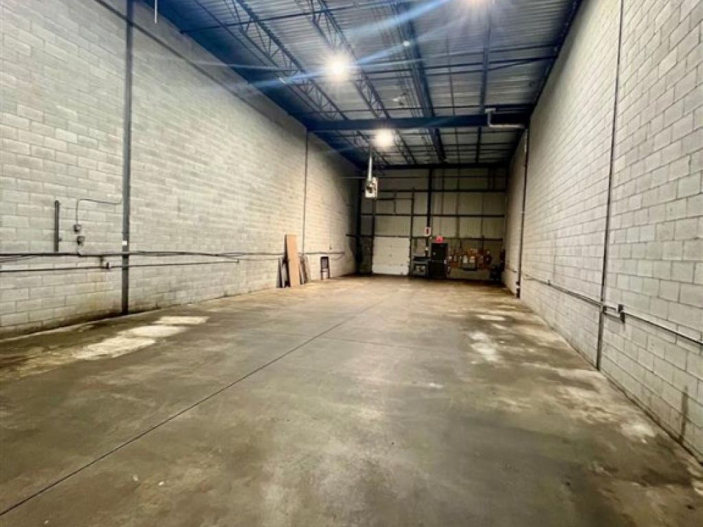 Industrial premises for rent