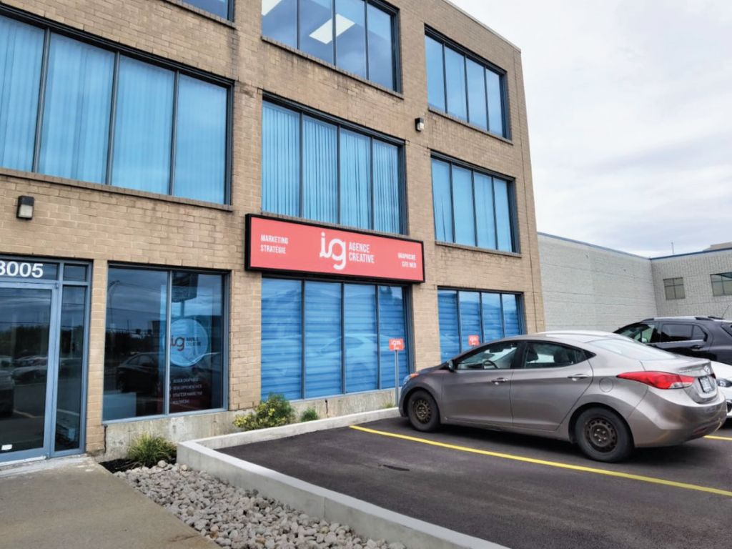 Offices for rent 1,400 sqft on ground floor Brossard