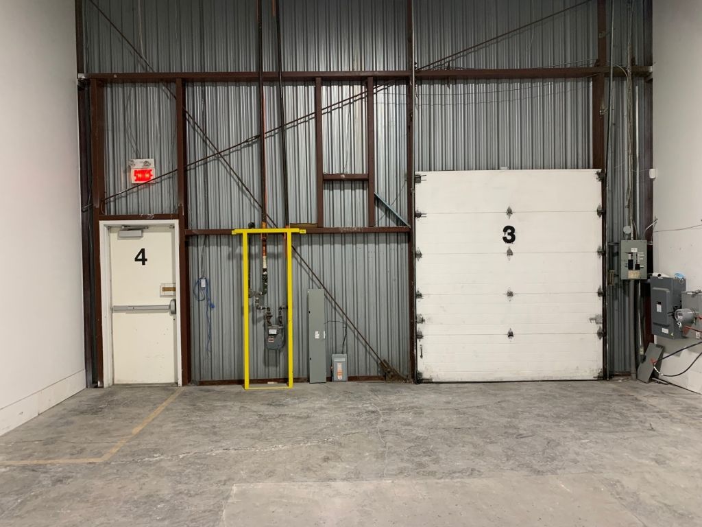 Industrial Space for Lease in La Prairie