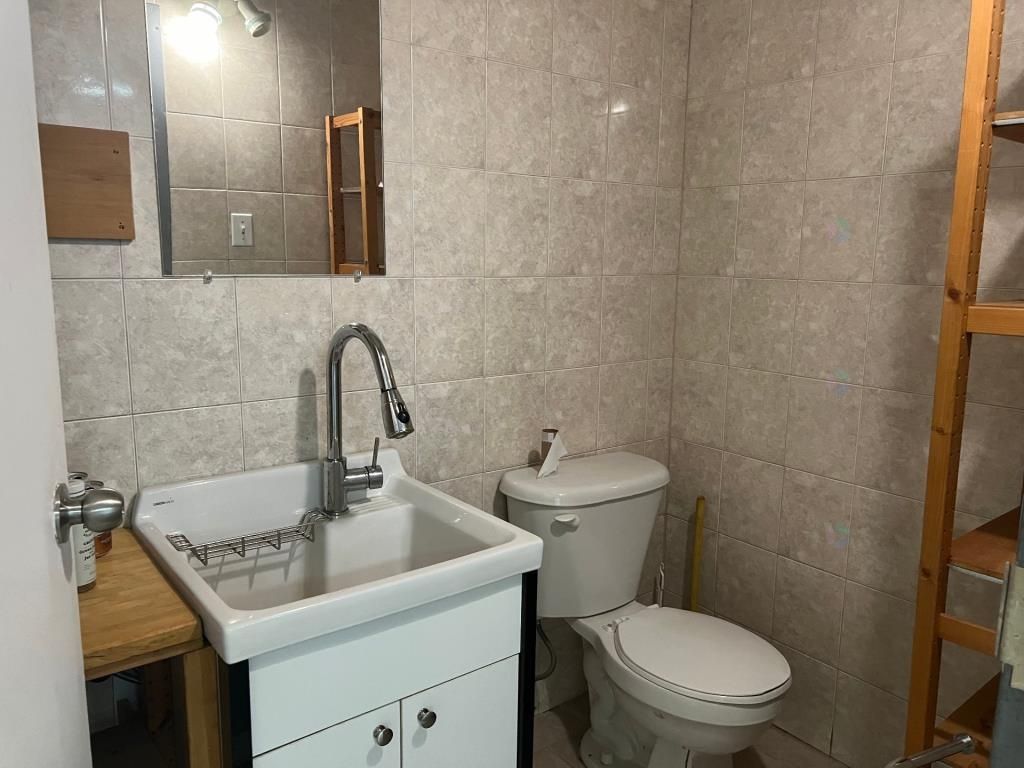 3,400 sqft Prime Location on Jean-Talon East St-Leonard