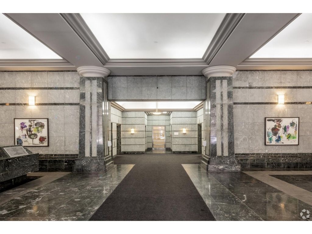 Professional offices for sublease � Old Montreal