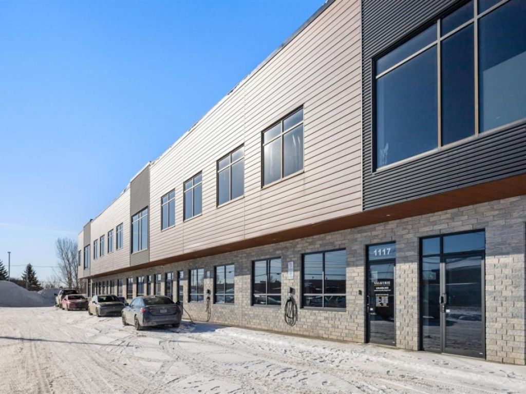 Office Space for Rent � 1117 Mont�e Masson, unit 100, Laval (Duvernay)