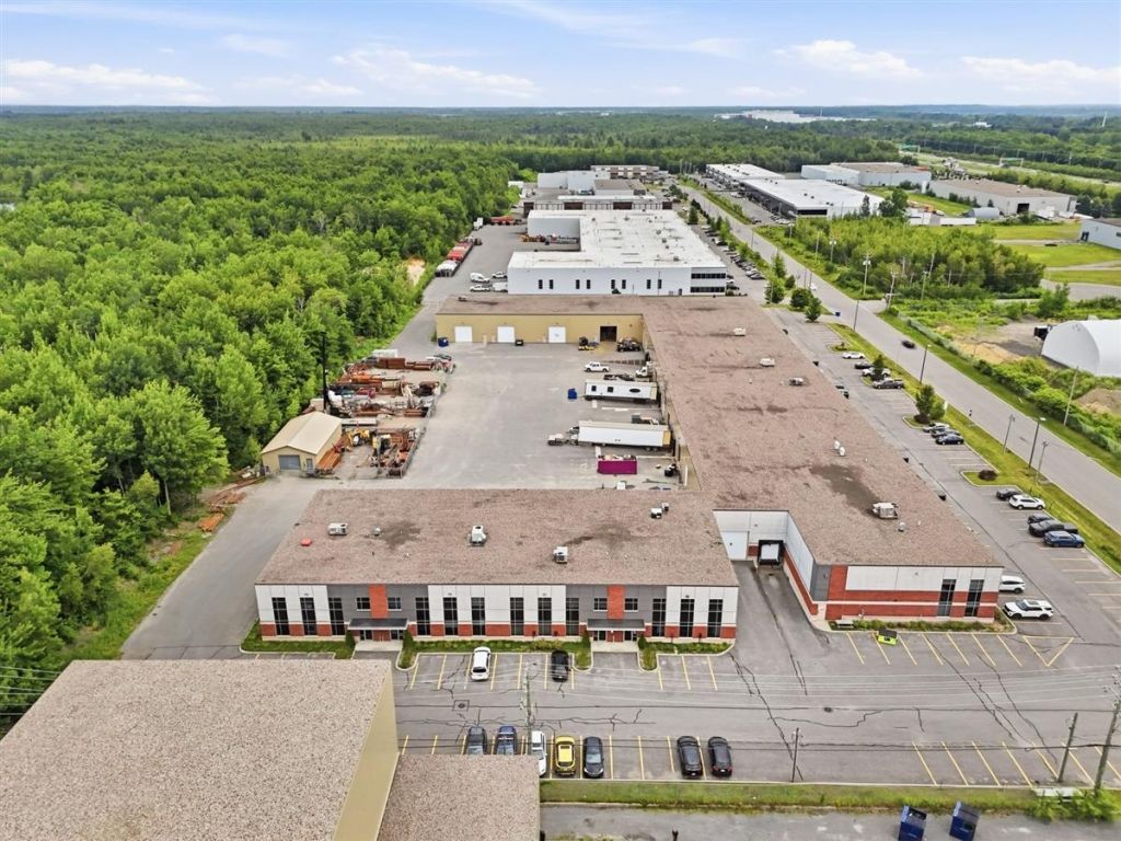 Condo industriel � vendre