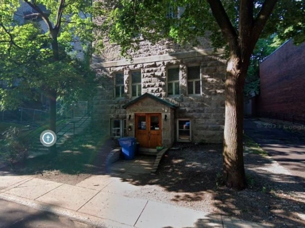 1250 sqft space for non-profit organization in Outremont