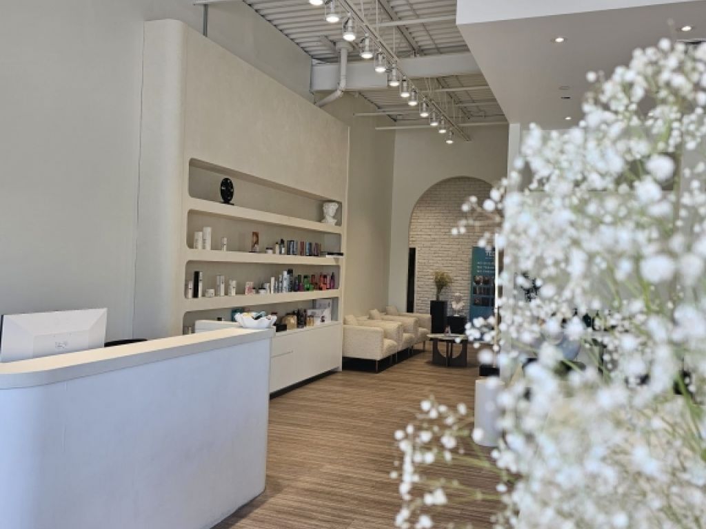 ✨ Space for Rent  Salon XN ✨