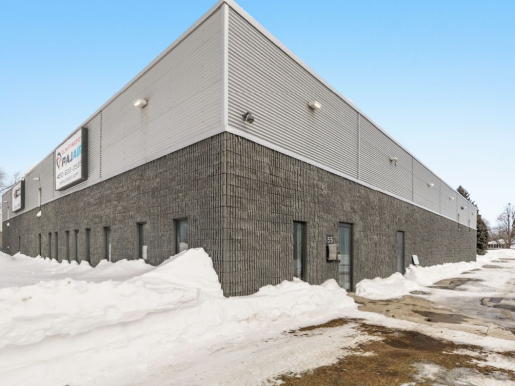 Espace industriel + Bureaux  louer