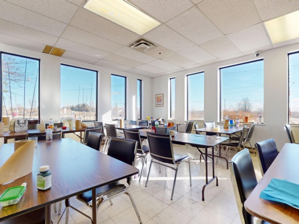 Local industriel � louer | Boisbriand | +40 000 PI�