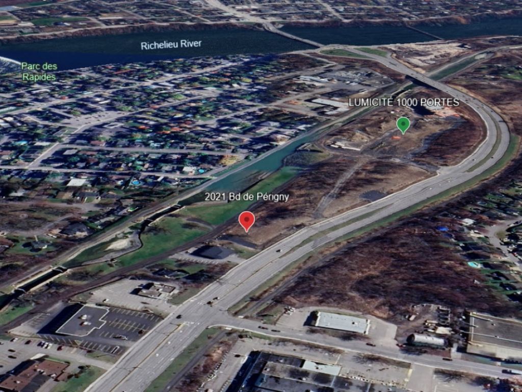 Commercial space for rent - 2100 sq ft (Near the Lumicit� project)