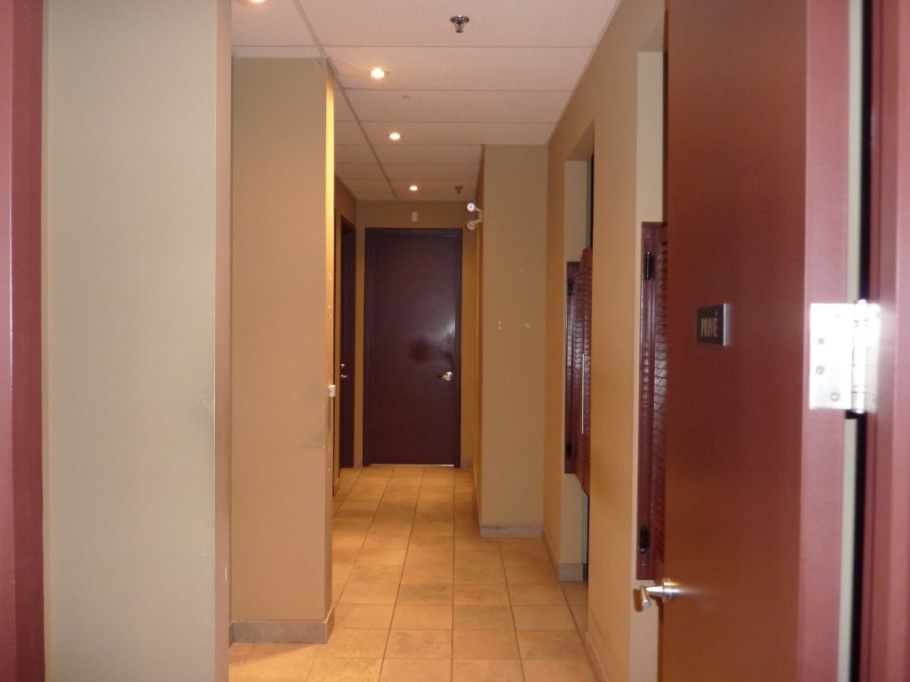 Commercial space for retais, services or Offices