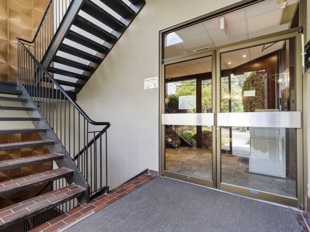 ESPACE BUREAU  LOUER