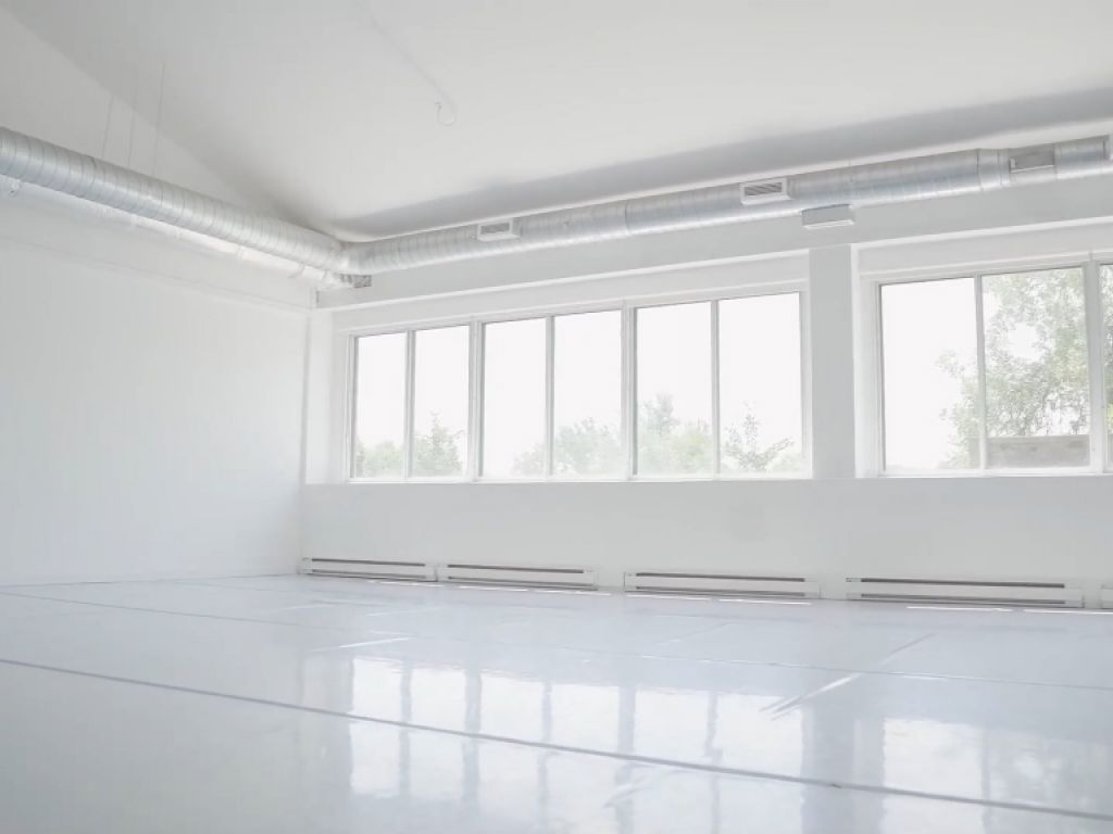 Lease Transfer  Loft (Studio) 5000 Iberville  2,000 square feet