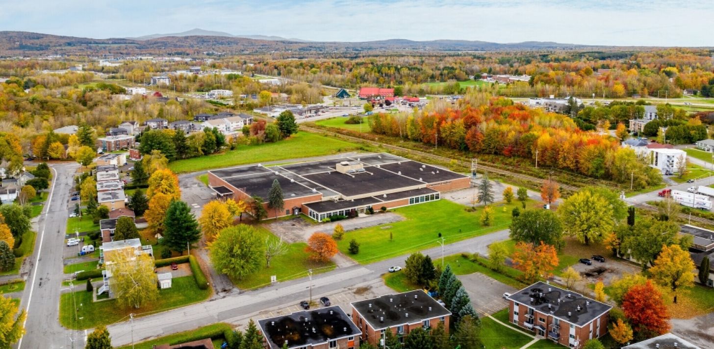 Indsutrial space for rent 200 Grand Nord, Cowansville - For Rent