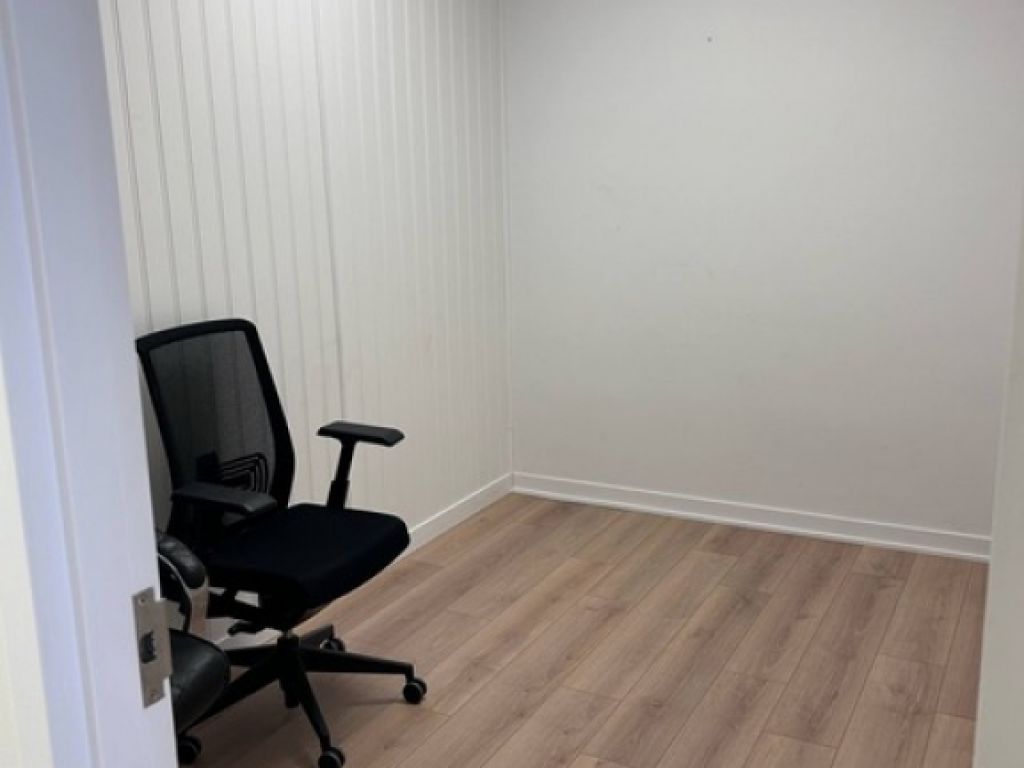 Commercial space for rent - Longueuil