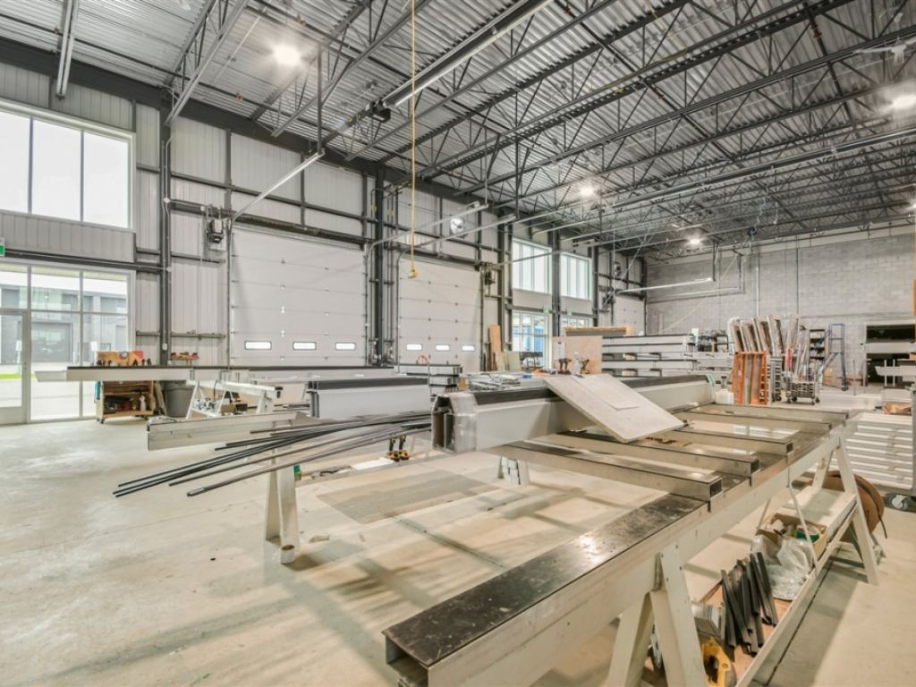 Local industriel � louer