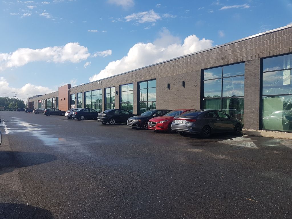 Espace commercial, industriel et bureaux  Longueuil