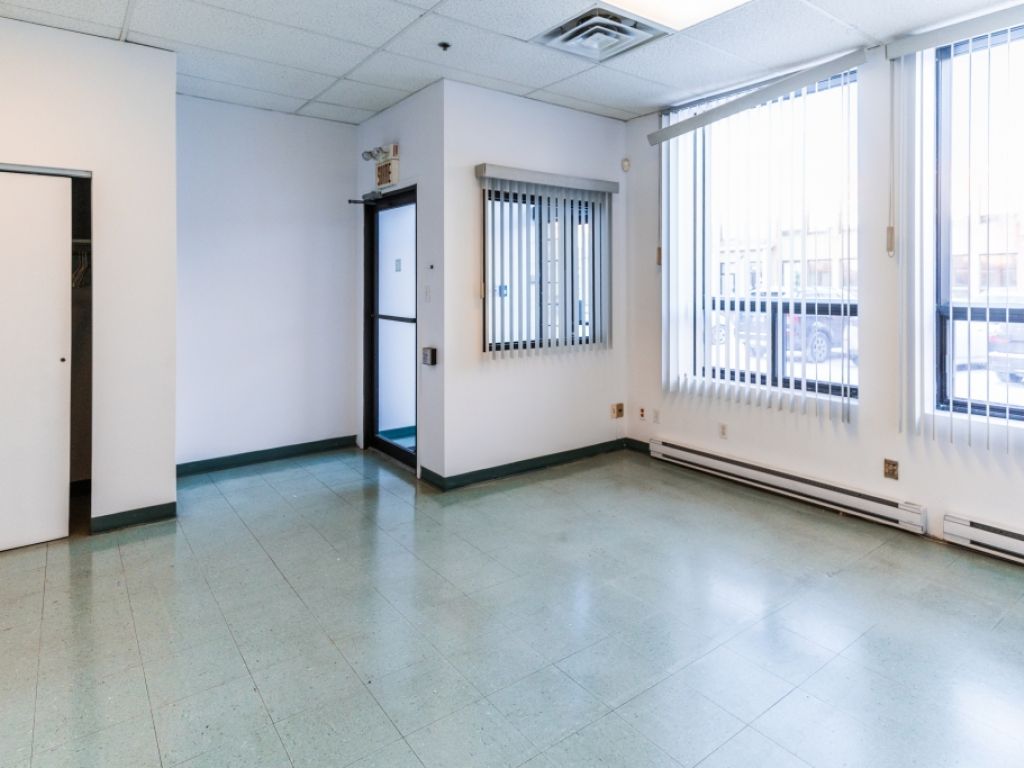 Industrial Space for Lease � LaSalle, Montreal