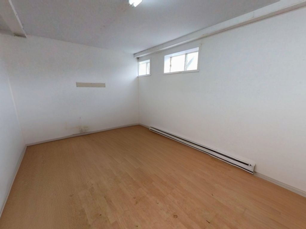 LOCAL 602 - LOCAL INDUSTRIEL  NEUVILLE