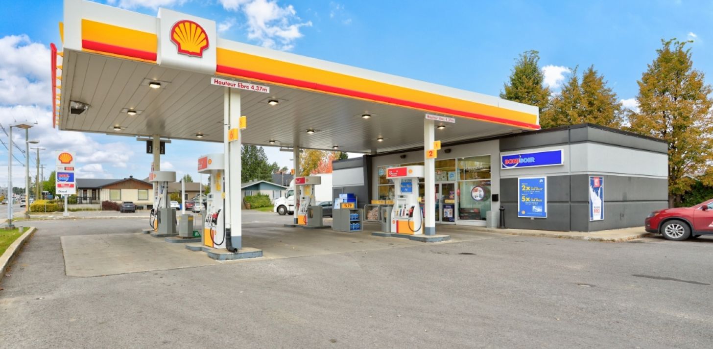 Bonisoir convenience store with Shell gas station - For Rent