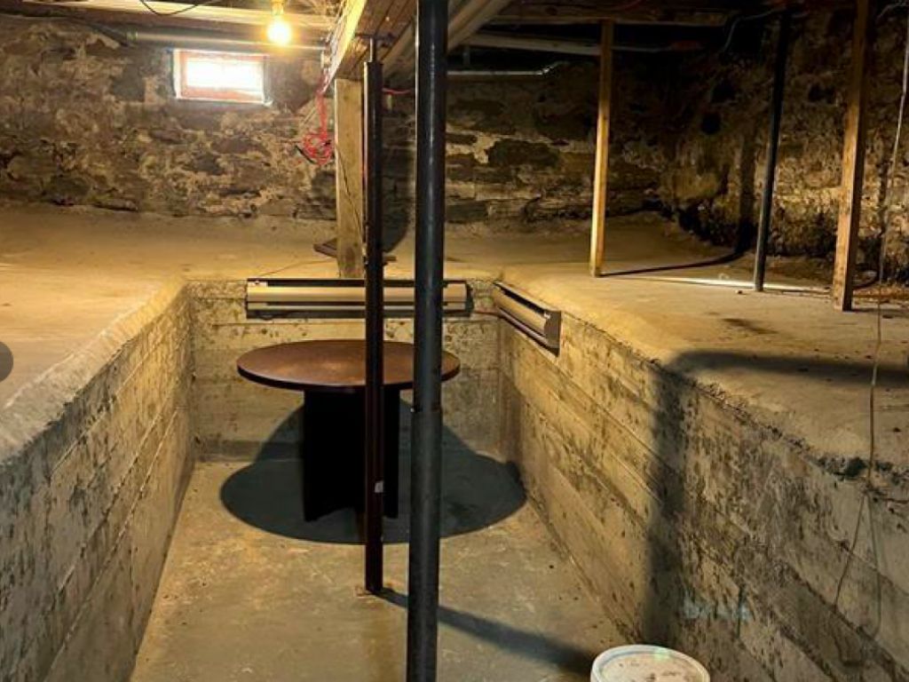 Local commercial  Laval (Sous-sol)