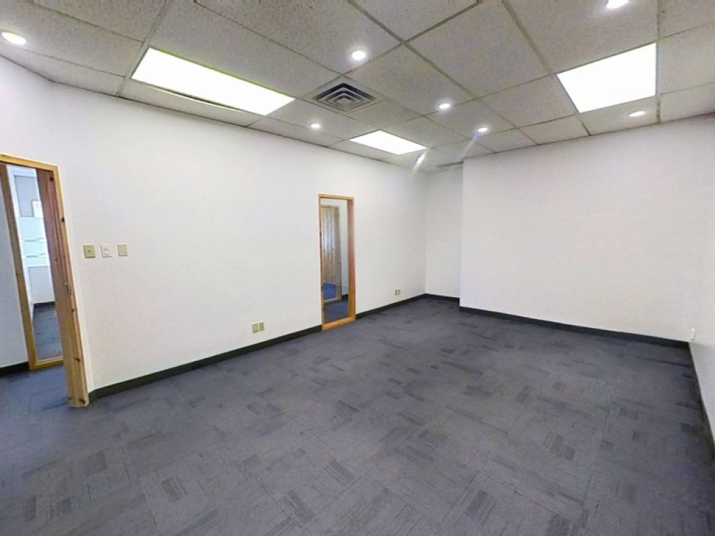 Bureau � louer - 5055 boul. Wilfrid-Hamel