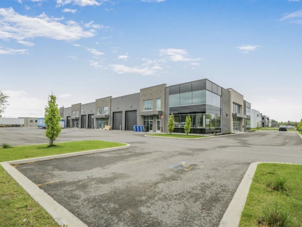 Office for Rent � 320 Rue Legault, unit 102, Blainville